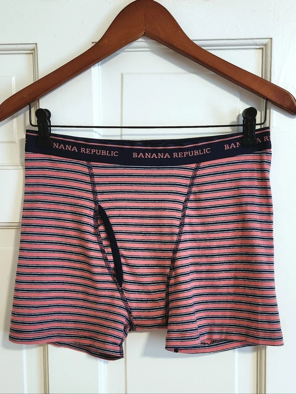 💪Banana Republic💪 - Pink/Navy Striped Boxer Brief